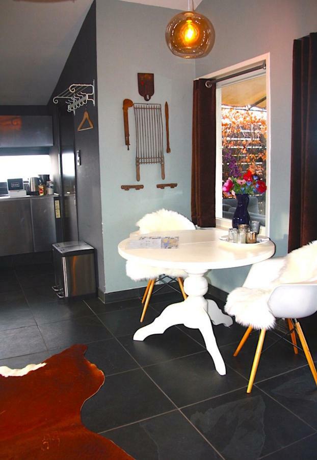 Garden House, Private Studio Apartment With Wifi And Free Parking For 1 Car Weesp Eksteriør bilde
